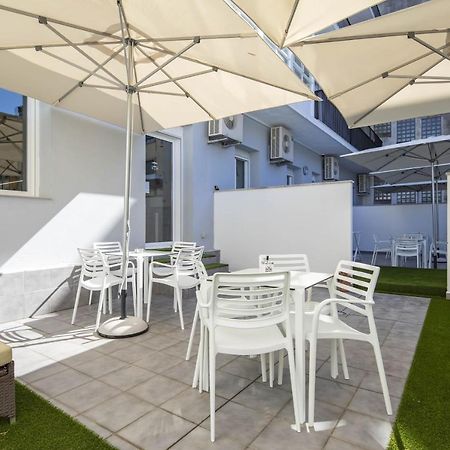 Bulezen Urban Hostel 庞特维德拉 外观 照片