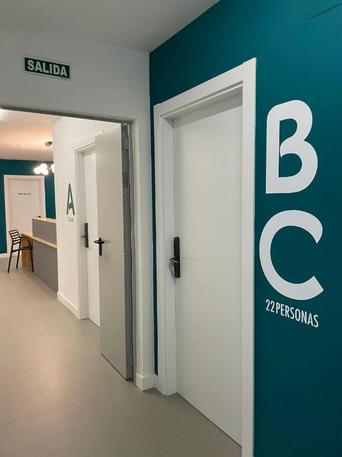 Bulezen Urban Hostel 庞特维德拉 外观 照片