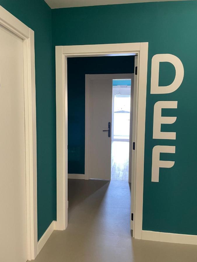 Bulezen Urban Hostel 庞特维德拉 外观 照片