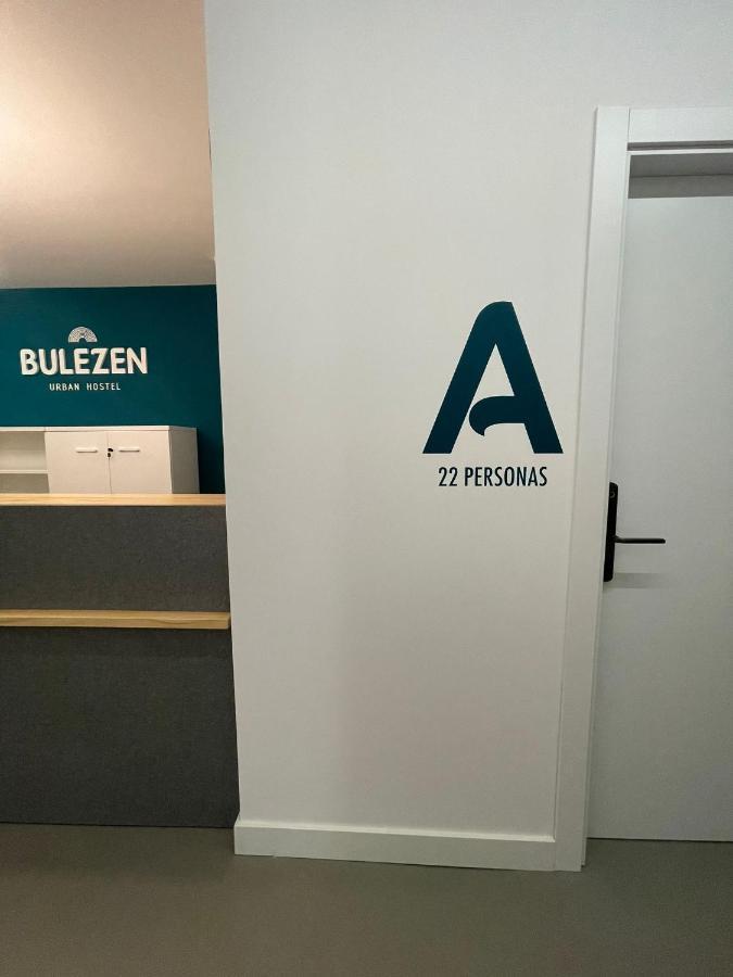 Bulezen Urban Hostel 庞特维德拉 外观 照片